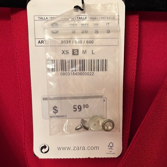 NWT. Zara Red Capped Sleeve Blouse with Rhinestones. Size Small. Key hole back. - Picture 6 of 6